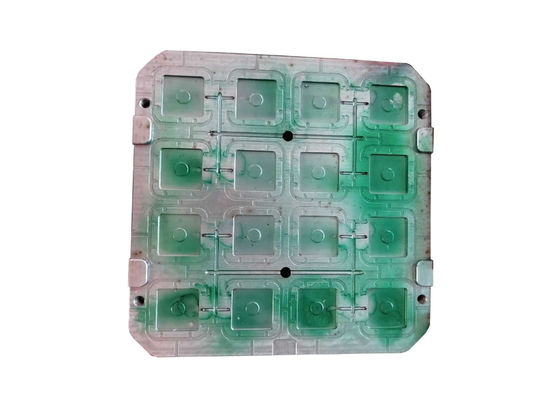 16 أدوات حقن البلاستيك تجويف S136 لقذيفة مربعة