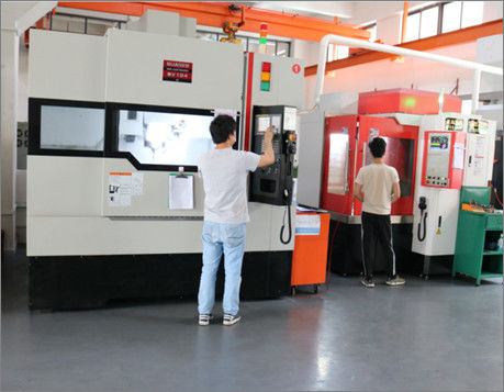 Dongguan Howe Precision Mold Co., Ltd. خط إنتاج المصنع