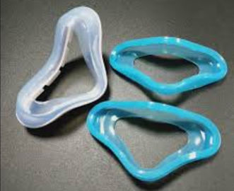 صب البلاستيك الطبي الملحقات البلاستيكية لأجهزة التهوية الطبية قالب من البلاستيك